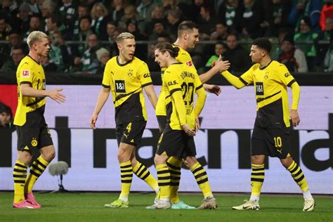 Borussia Dortmund's plan to keep Jadon Sancho at the club - Get German ...