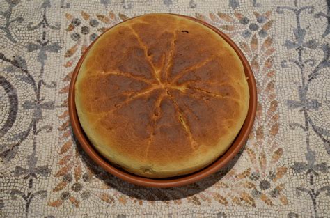 File:Hapalos Artos (soft bread), a traditional Ancient Roman recipe for a classic fine bread ...