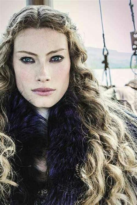 Aslaug Vikings Actress ~ Aslaug (alyssa Sutherland) In #vikings (# ...