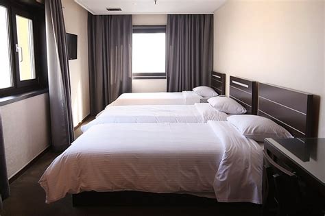 BUSAN TOURIST HOTEL - Prices & Reviews - South Korea