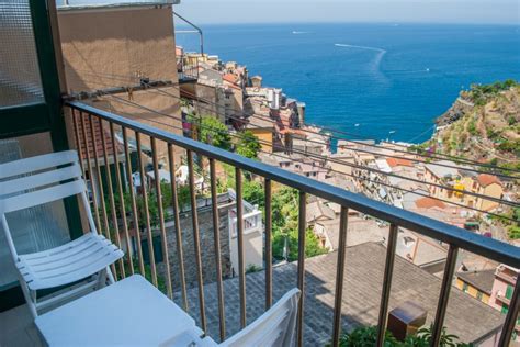 CinqueTerre-travel.com - Accommodation - Manarola