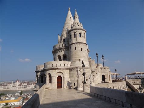 11 Photos of castles and palaces in Budapest