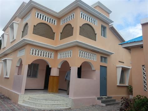 Somalia in Pictures: Somalia - Nice House for Sale