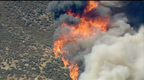 LIVE: Wildfire explodes in San Bernardino County