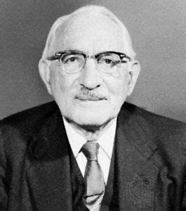 Selman Abraham Waksman | Biography & Contribution to Soil Microbiology | Britannica