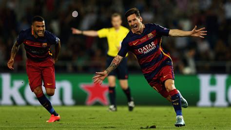 Messi free kick video: Barcelona star scores 2 in UEFA Super Cup ...