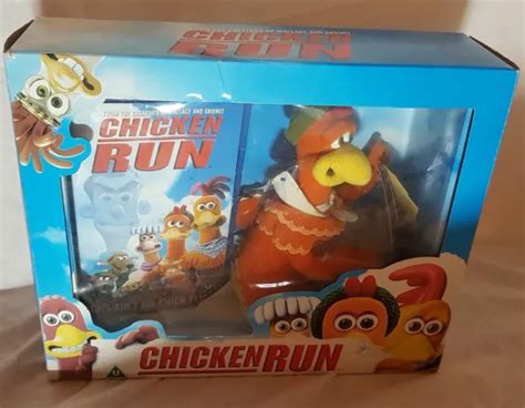 CHICKEN RUN VHS & Ginger Plush Soft Toy Box Set (original collectable ...