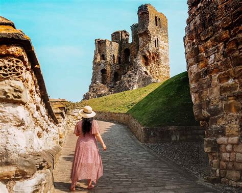 Scarborough Castle - Why You Must Visit This Amazing 3000 Year Old ...