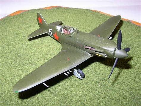 Modeling the VVS: 1/72nd MiG-3 Models