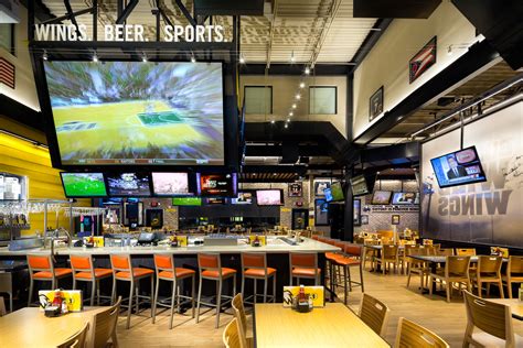 Buffalo Wild Wings Press Center – Buffalo Wild Wings® is the ultimate ...