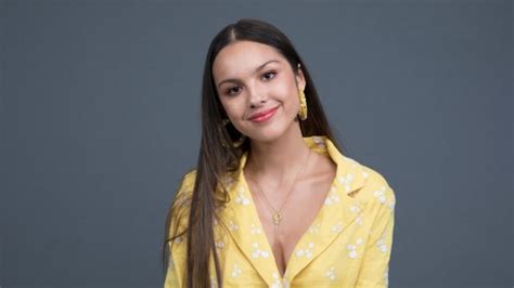 Olivia Rodrigo Revealed Her Makeup Routine Including A New Glossier Product | StyleCaster