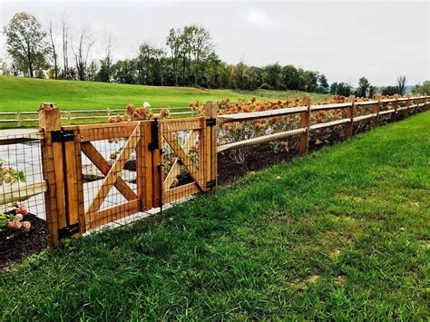 2-Rail Split Rail Fencing - Modern Design - Modern Design 1 | Fence design, Wood fence design ...