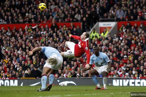 The 5 Best Ever Goals Scored in the Manchester Derby