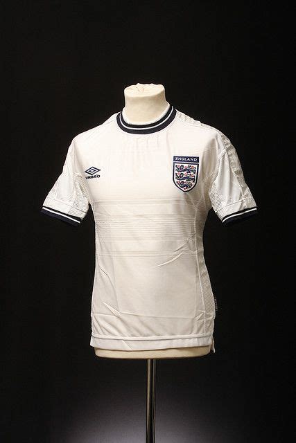 England Football Shirt (Home, 1999-2000) | England football shirt ...