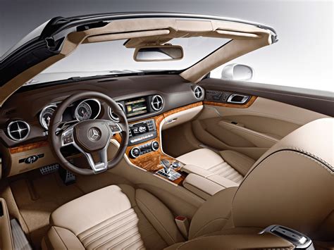 Mercedes-Benz SL-Class - Interior - Car Body Design