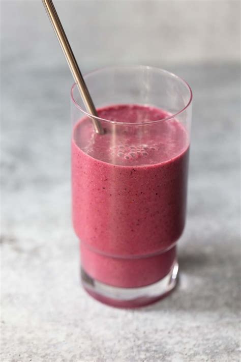 Kefir Berry Smoothie - Food Banjo