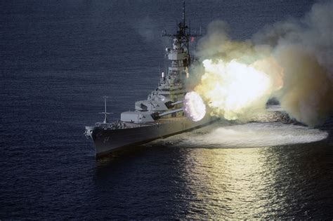 An amazingly timed photo of the U.S.S. Wisconsin firing her 16 inch guns [2900x1900] : MilitaryPorn