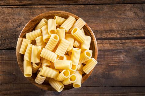 The Most Common Pasta Shapes and their Best Sauces - SoDelicious