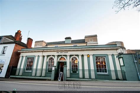 Tatiana & Dan’s Winter Wedding @ Colchester Town Hall & Colchester Arts Centre – Clare Kentish