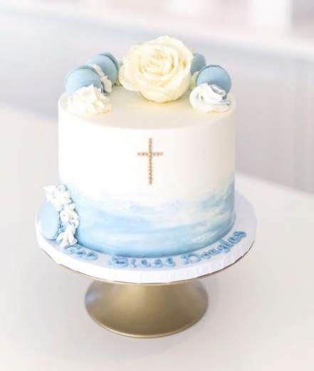 9 Best Baptism images in 2020 | First communion cakes, Communion cakes ...