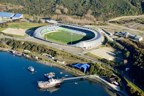 Gallery of Chinquihue Stadium / Cristian Fernandez Arquitectos - 3