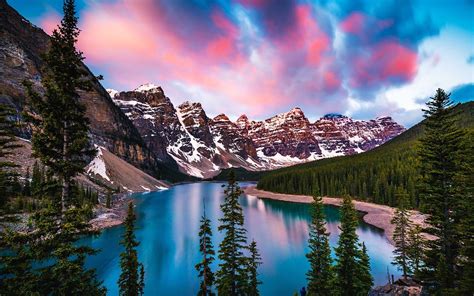 Moraine Lake in Banff, Alberta, Canada-Free Web Destinations