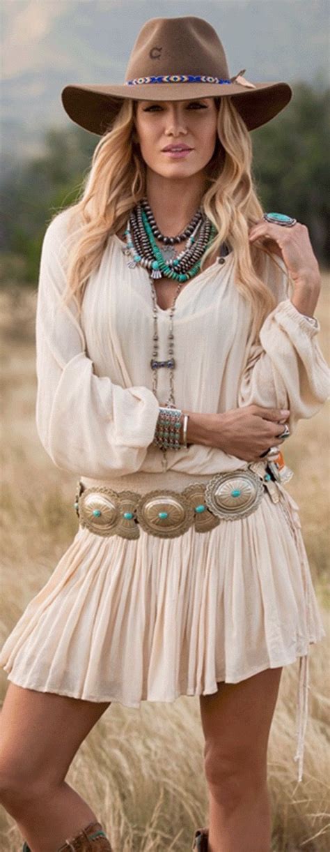 Pin by Christy Ballance on FASHION SENSE | Cowgirl outfits, Western ...