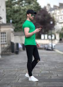 Pop Of Colour With A Striking Green T Shirt Outfit - Your Average Guy