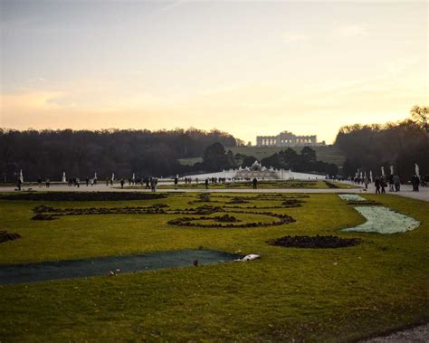 Schoenbrunn Palace Tour in Winter, Vienna’s UNESCO World Heritage Site ...