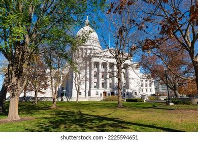 1,147 Wisconsin Capital Building Images, Stock Photos & Vectors ...