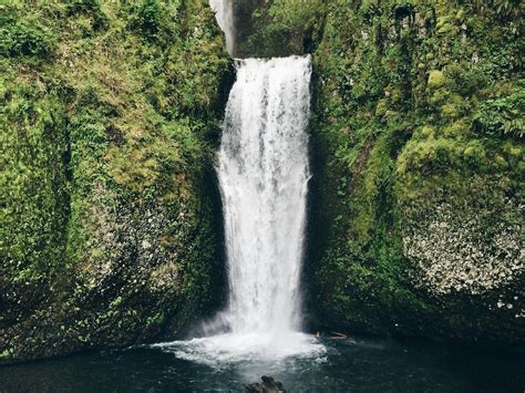 Landscape Photography of Waterfall · Free Stock Photo