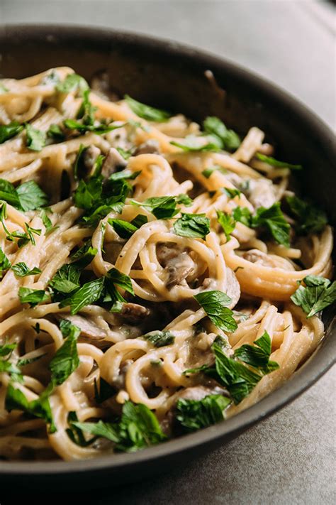 Creamy Mushroom Pasta with Garlic Sauce