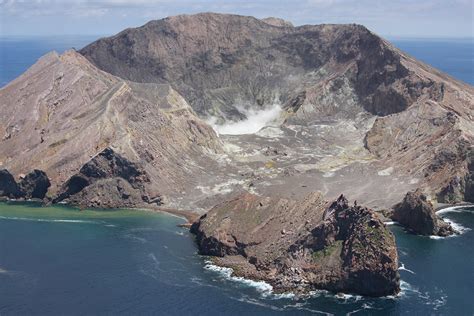 White Island (Whakaari) Volcano