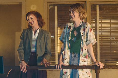 Halt and Catch Fire: Castmembers Tease Season Three; First Episode Released - canceled + renewed ...