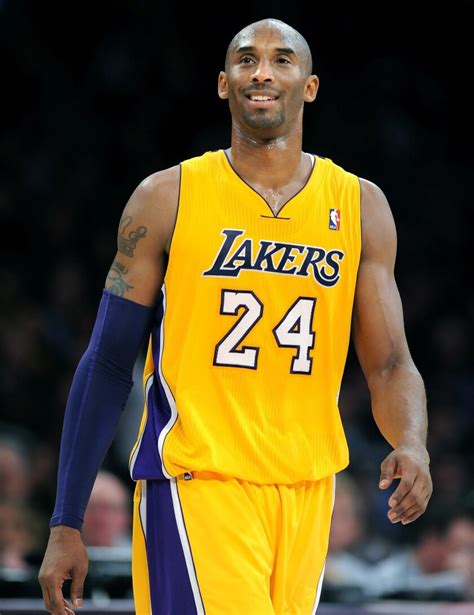 Lakers' Kobe Bryant gets new contract, but can he get another ring ...