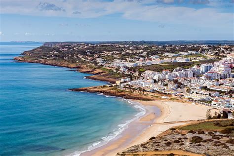 Praia da Luz - Lagos | The Algarve Beaches | Portugal Travel Guide