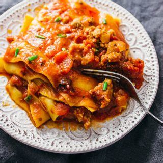 Easy No-Bake Skillet Lasagna - Savory Tooth