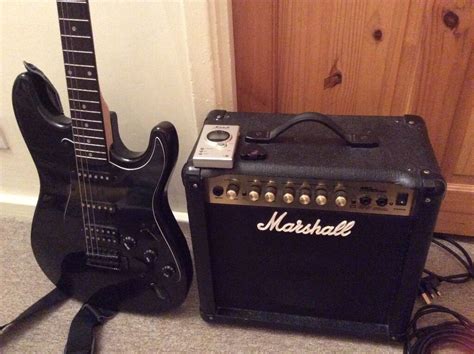 Marshall Rocket Special Electric Guitar with Amp, guitar tuner and ...