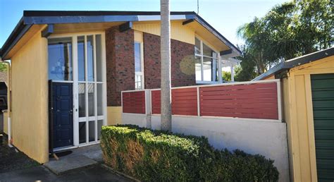 Free property data for 160 Pakuranga Road, Pakuranga, Auckland - homes.co.nz