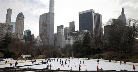 Central Park Ice Rinks Remain Open Despite Rift With Trump, Mayor Says - The New York Times