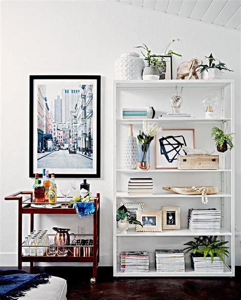 DIY Under Window Bookshelf: How to Maximize Your Space and Showcase Your Books!