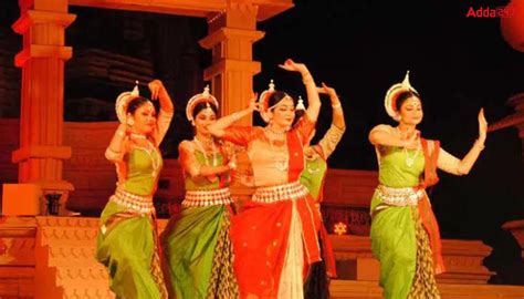 Khajuraho Dance Festival is Organized in Madhya Pradesh