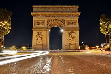 Top 10 Tourist Attractions in France – Top Travel Lists