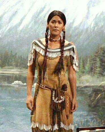 Pin by Sodré Sodré Sodré on índios(Native) | Native american dress, Native american girls ...