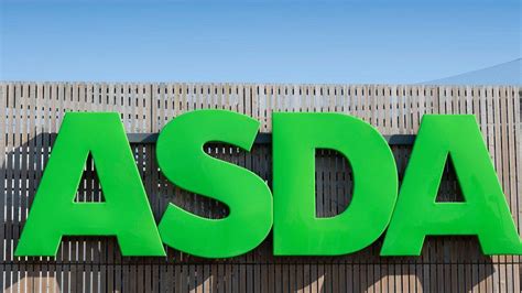 Asda mask row: Man with dementia 'told to leave shop' - BBC News