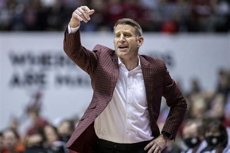 Nate Oats: A look at the Alabama Crimson Tide men's basketball coach