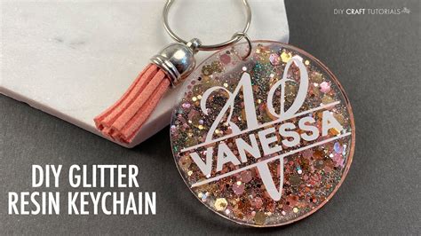 RESIN WITH ME | MONOGRAM KEYCHAIN | Glitter Resin Keychain with Vinyl Tutorial - YouTube