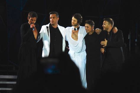 File:Take That & The Pet Shop Boys, Manchester 12 June 2011 4.jpg - Wikimedia Commons