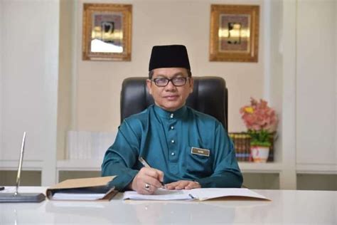 Biodata Menteri Agama, Datuk Dr Mohd Naâ€™im Mokhtar - Savialoxc