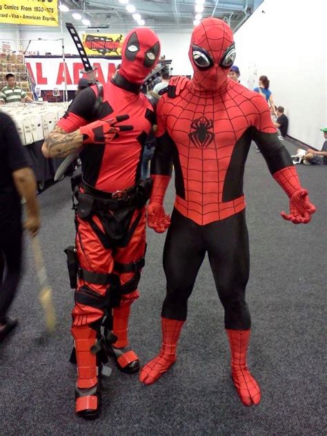 COMIC BOOK FAN AND LOVER: COSPLAYS # 012: DEADPOOL